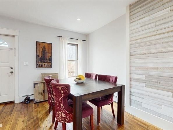 89 Pearl St 7, Chelsea MA 02150