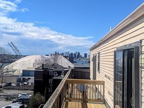 89 Pearl St 7, Chelsea MA 02150