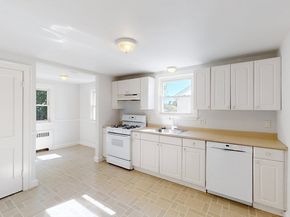 126-128 Washington Ave, Waltham MA 02453