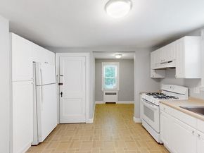 126-128 Washington Ave, Waltham MA 02453