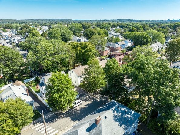 126-128 Washington Ave, Waltham MA 02453