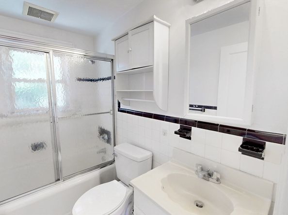 126-128 Washington Ave, Waltham MA 02453