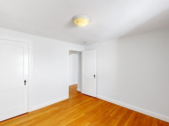 126-128 Washington Ave, Waltham MA 02453