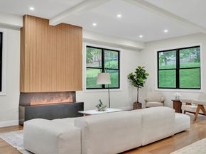 16 Summit St 16R, Newton MA 02458