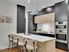 16 Summit St 16R, Newton MA 02458