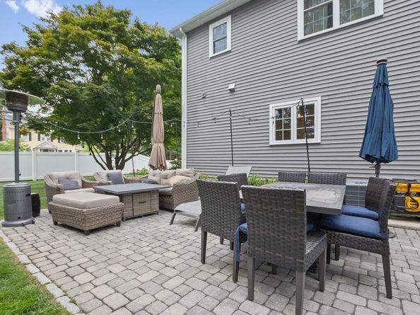 5 Rock Lane, Waltham MA 02451