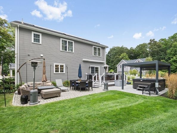 5 Rock Lane, Waltham MA 02451