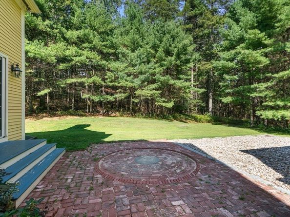 11 Red Horse Path, Sudbury MA 01776