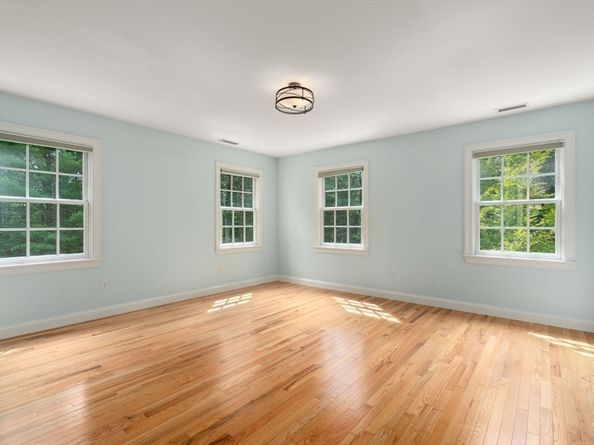 11 Red Horse Path, Sudbury MA 01776