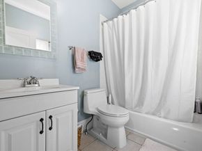 73 G St 2, Boston MA 02127