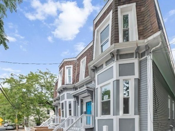 222 Columbia 2, Cambridge MA 02139