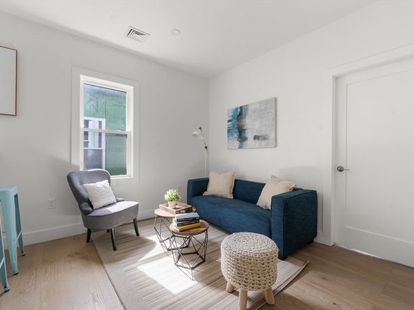 222 Columbia 2, Cambridge MA 02139