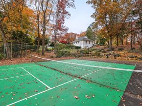 11 Ardlock Pl, Dudley MA 01571