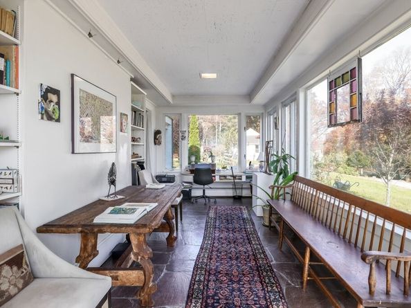 11 Ardlock Pl, Dudley MA 01571