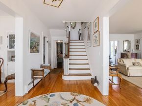 11 Ardlock Pl, Dudley MA 01571