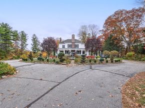 11 Ardlock Pl, Dudley MA 01571