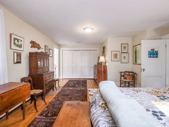 11 Ardlock Pl, Dudley MA 01571