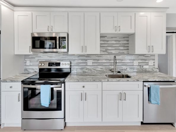 22 Berkley Road B, Hull MA 02045