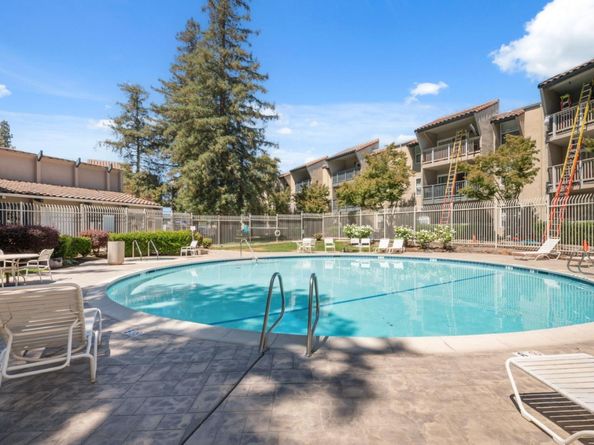 1087 Murrieta 242, Livermore CA 94550