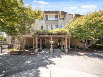 1087 Murrieta