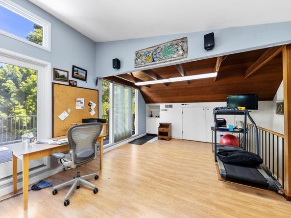680 Fairway Circle, Hillsborough CA 94010