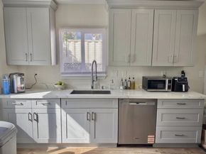 Undisclosed Address #ML82047897, Mountain View CA 94041