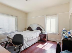 881 W Macarthur Boulevard, Emeryville CA 94608