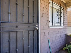 881 W Macarthur Boulevard, Emeryville CA 94608