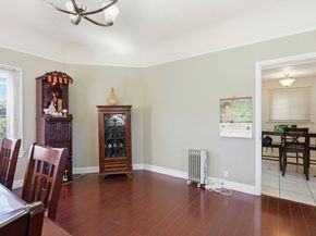 881 W Macarthur Boulevard, Emeryville CA 94608