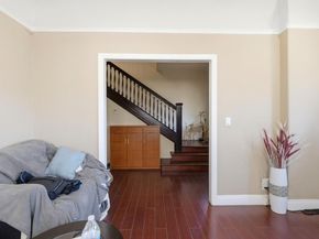 881 W Macarthur Boulevard, Emeryville CA 94608