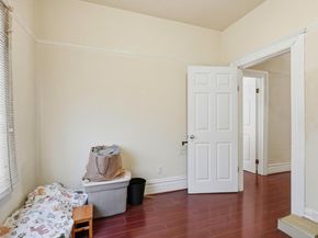 881 W Macarthur Boulevard, Emeryville CA 94608