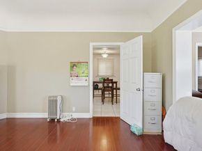 881 W Macarthur Boulevard, Emeryville CA 94608