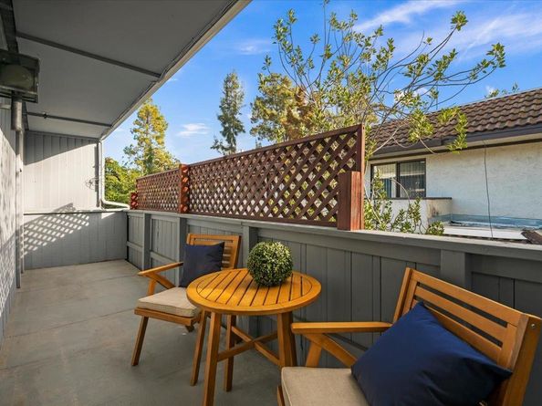 480 Lassen Street 6, Los Altos CA 94022