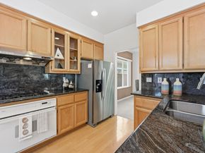 17 Miranda Court, Alameda CA 94502