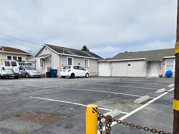 4 Roache Road, Freedom CA 95019