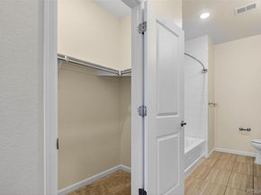 Undisclosed Address #9271266, Aurora CO 80017