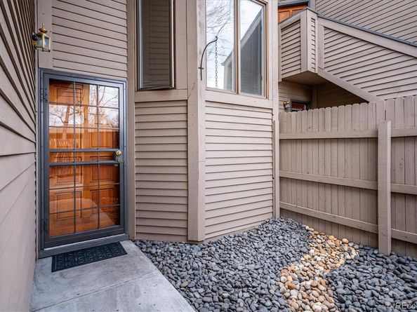6700 W 11th Avenue 202, Lakewood CO 80214