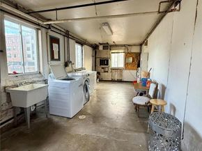 3049 W 18th Avenue, Denver CO 80204