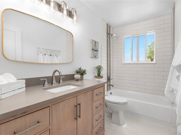 10050 W 77th Drive, Arvada CO 80005