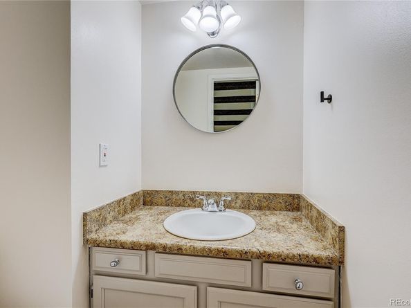 6890 E Mississippi Avenue B, Denver CO 80224