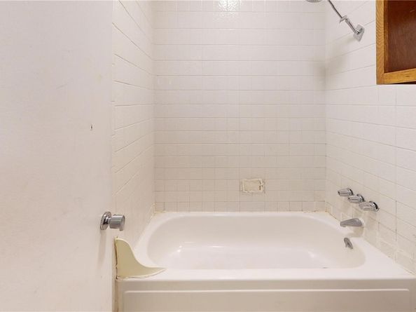 2225 S Jasmine Street 207, Denver CO 80222