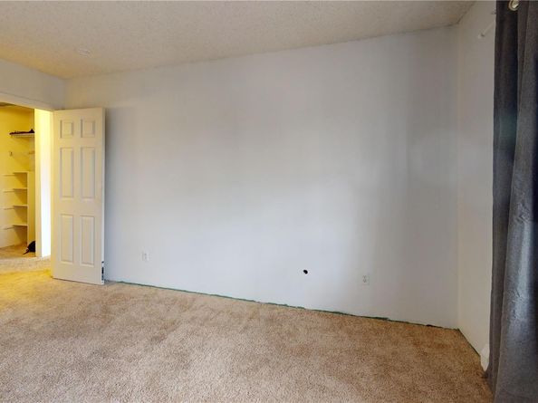 2225 S Jasmine Street 207, Denver CO 80222