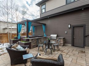 8802 E 53rd Avenue, Denver CO 80238