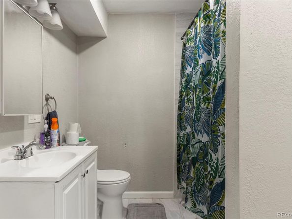 1558 Dallas Street, Aurora CO 80010