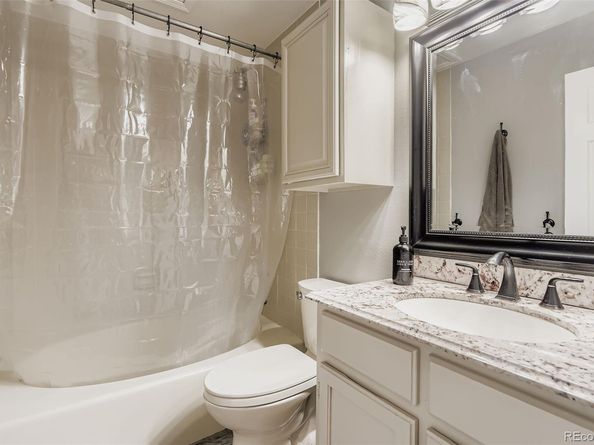 8225 E Fairmount Drive 204, Denver CO 80247