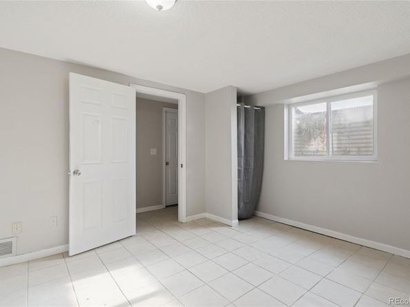 983 S Zeno Way, Aurora CO 80017