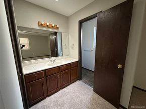 2084 S Rifle Street, Aurora CO 80013