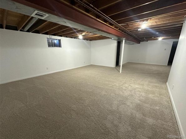 2084 S Rifle Street, Aurora CO 80013