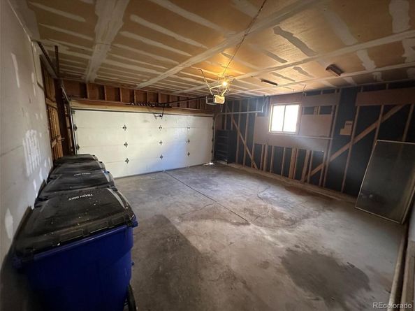 2084 S Rifle Street, Aurora CO 80013