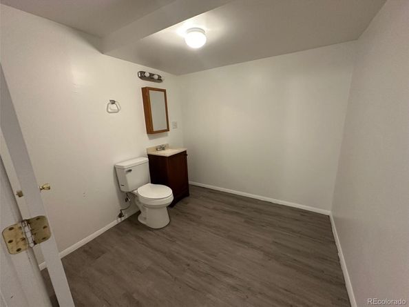 2084 S Rifle Street, Aurora CO 80013